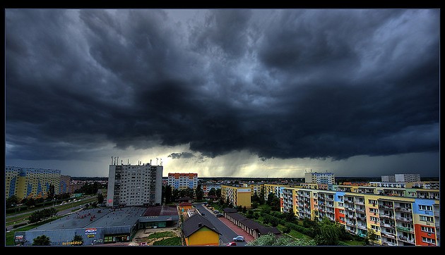 Ekstrema pogodowe, jak susze i powodzie, to właśnie zmiany klimatu – audycja w radiu TOK FM